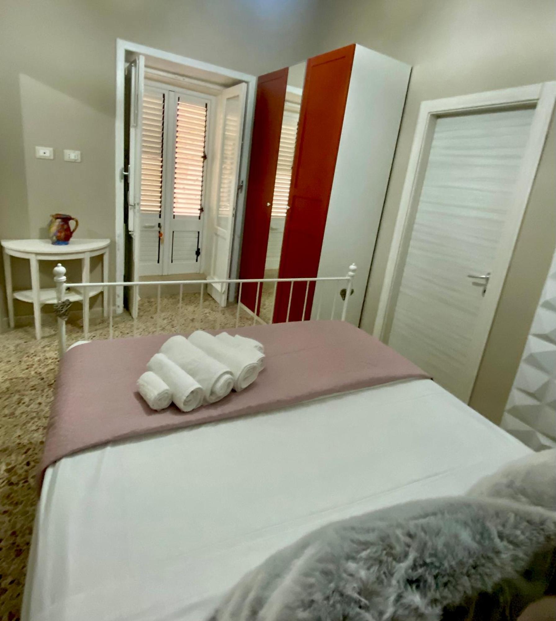 Delizia House Ortigia,centro Citta, Vicino Al Mare *