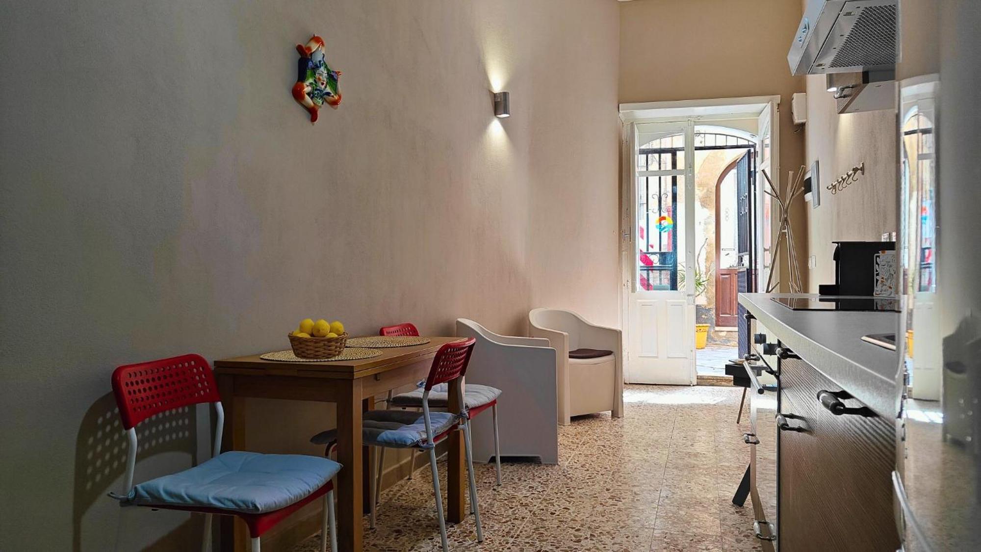 Delizia House Ortigia,centro Citta, Vicino Al Mare Syracuse